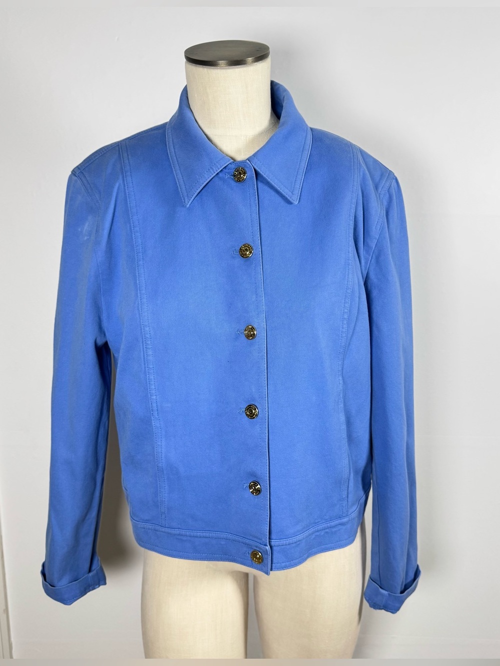 Vintage ST. JOHN Sport Cornflower Blue Denim Button Up Lightweight Jacket Sz S